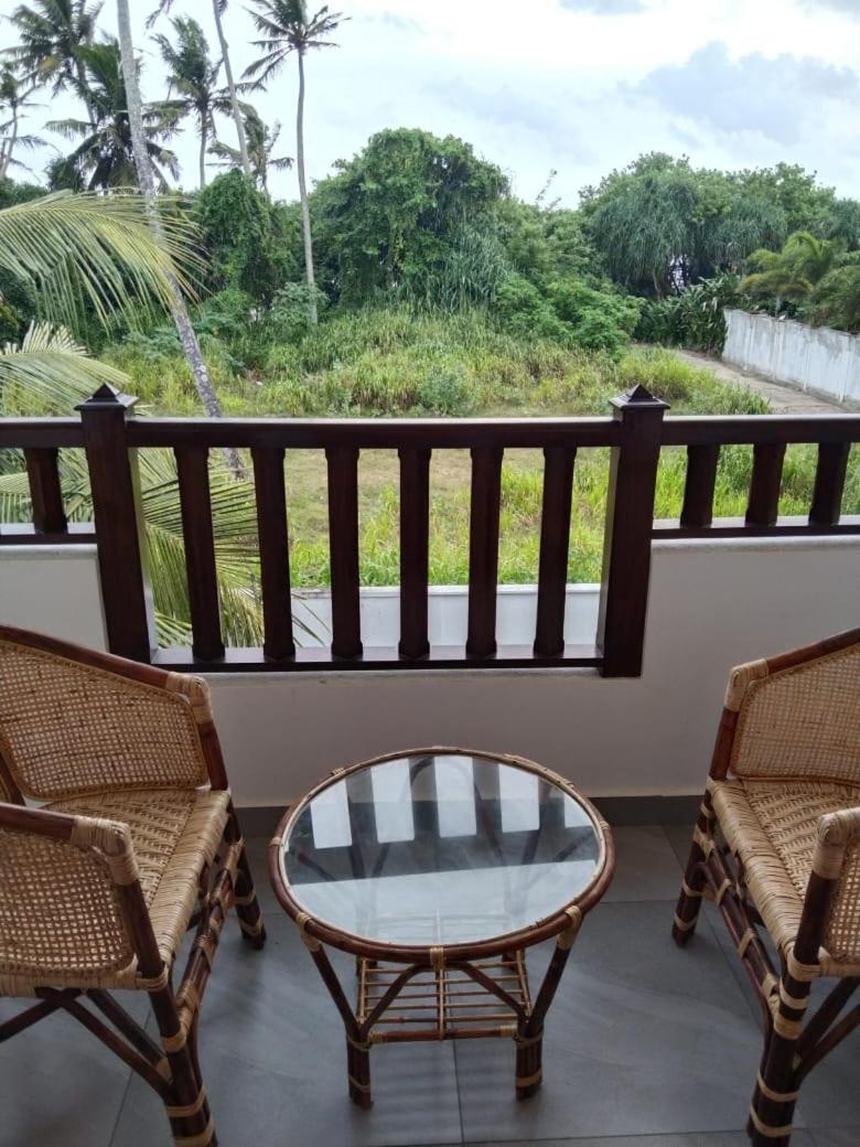 Villa 76 เวลิกามา ภายนอก รูปภาพ
